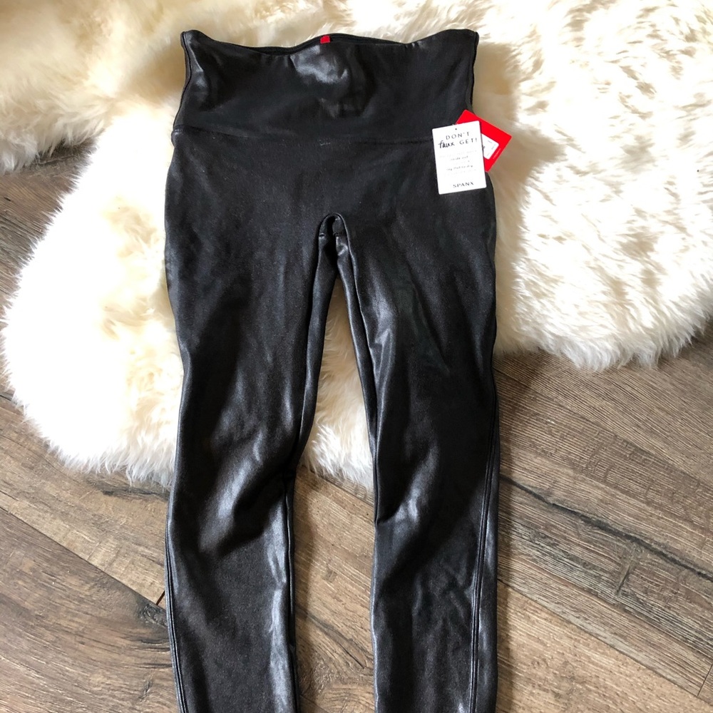 Spanx faux leather leggings (Medium)